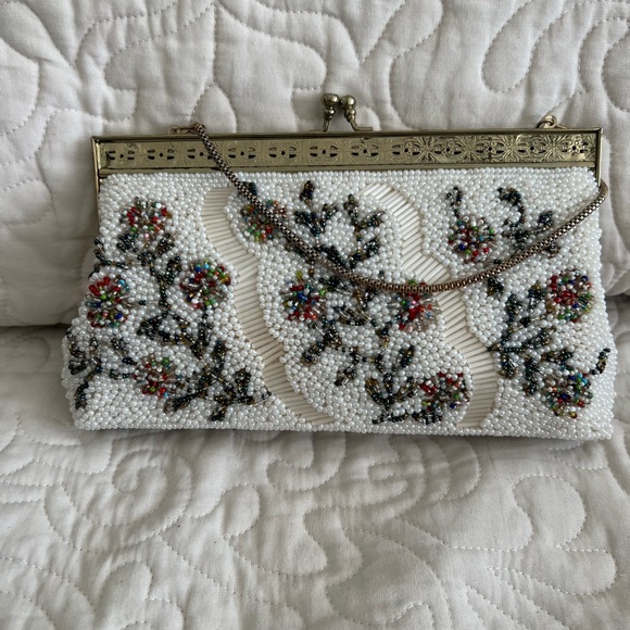 Beautiful Japanese Beaded Clutch - Picture 2 of 9